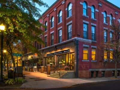 Fairfield Inn & Suites by Marriott Keene Downtown Team Building