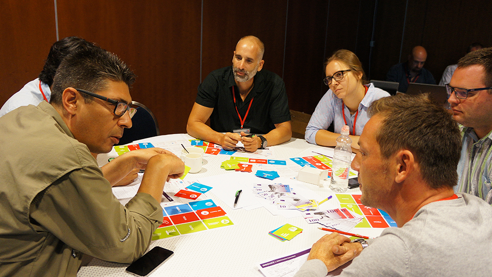 Global Innovation Game with TeamBonding and Catalyst