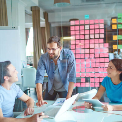 Featured Image For How to Cultivate Innovation in the Workplace Through a Growth Mindset Team Building Post