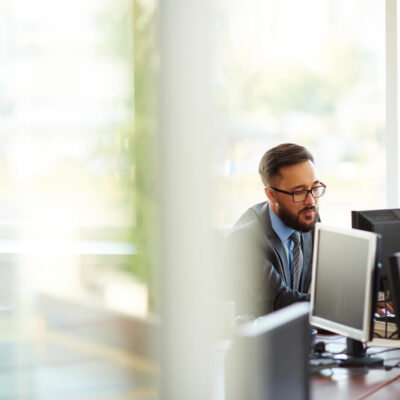 Featured Image For Understanding and Supporting Introverts in the Workplace Team Building Post